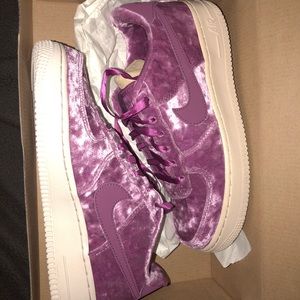 Nike velvet Air Force 1